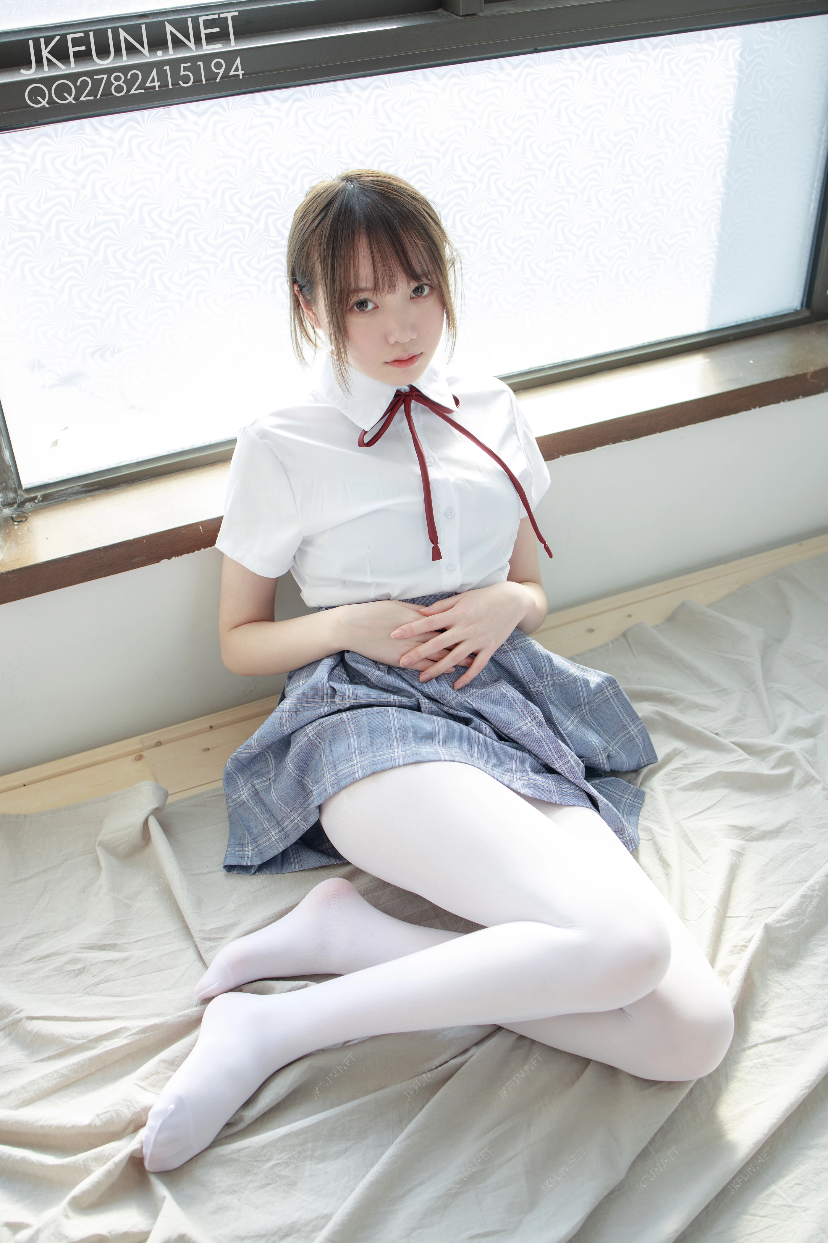 森萝财团 [JKFUN-002] Aika 可爱学妹丝足 [230P 1V]插图8